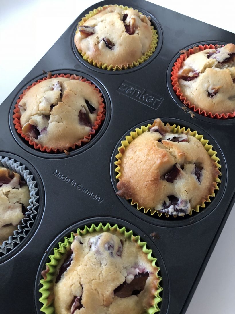 Pflaumen Muffins - schnell, einfach, lecker - Deine Christine!